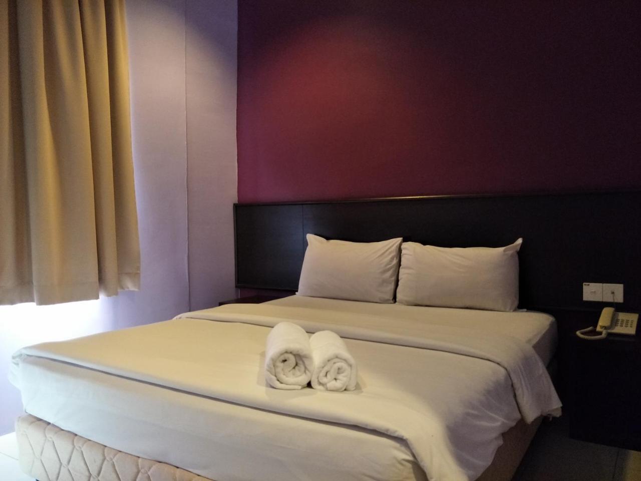 Bary Inn, Klia & Klia2 - 24 Hours Free Airport Pick-Up Sepang Eksteriør billede